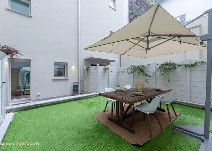 Chinatown Luxe And Garden Apartment *